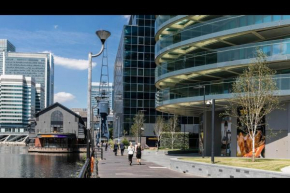 Luxury Apartment - City of London - Sleeps4 - 87WS